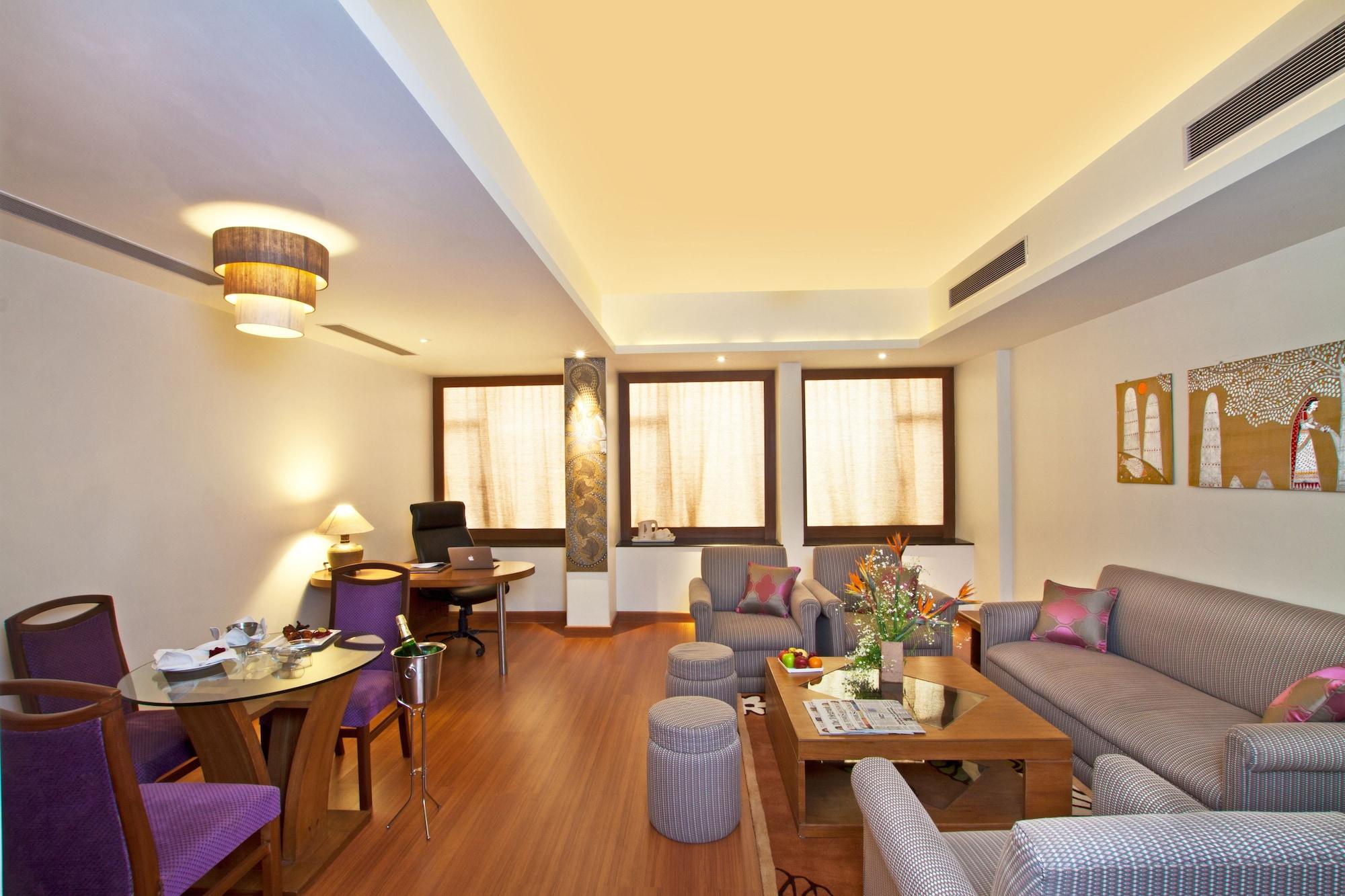 Hotel Maurya Patna Патна Екстериор снимка
