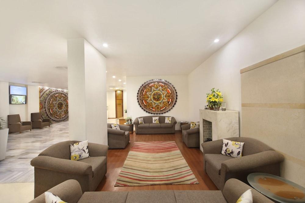 Hotel Maurya Patna Патна Екстериор снимка