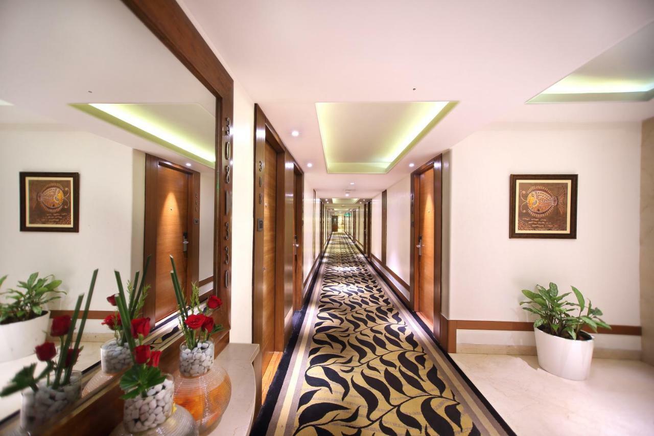 Hotel Maurya Patna Патна Екстериор снимка